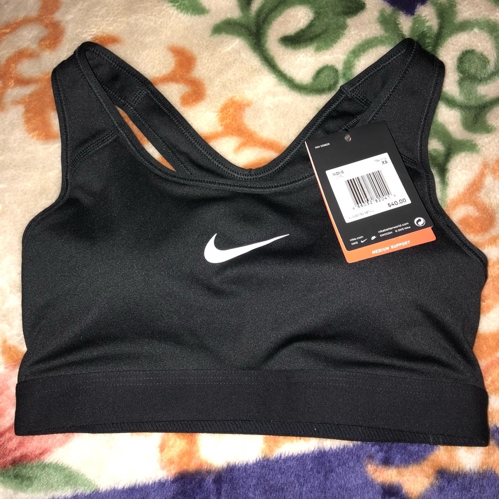 Nike sports bra xs